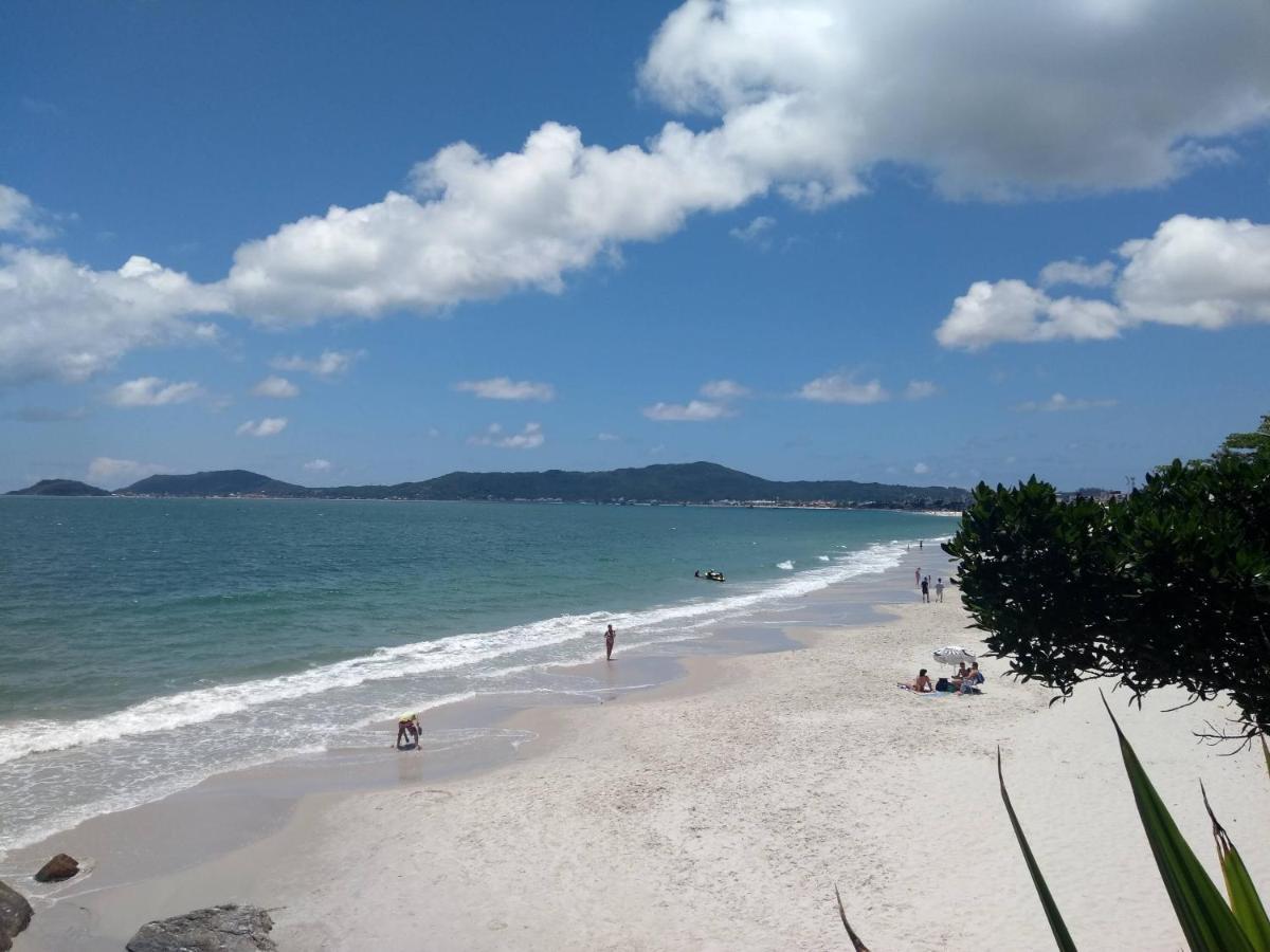 Apto Na Praia De 1 Dormitorio Com Vista Pro Mar A Poucos Passos Da Areia Apartment ฟลอเรียนอโปลิส ภายนอก รูปภาพ